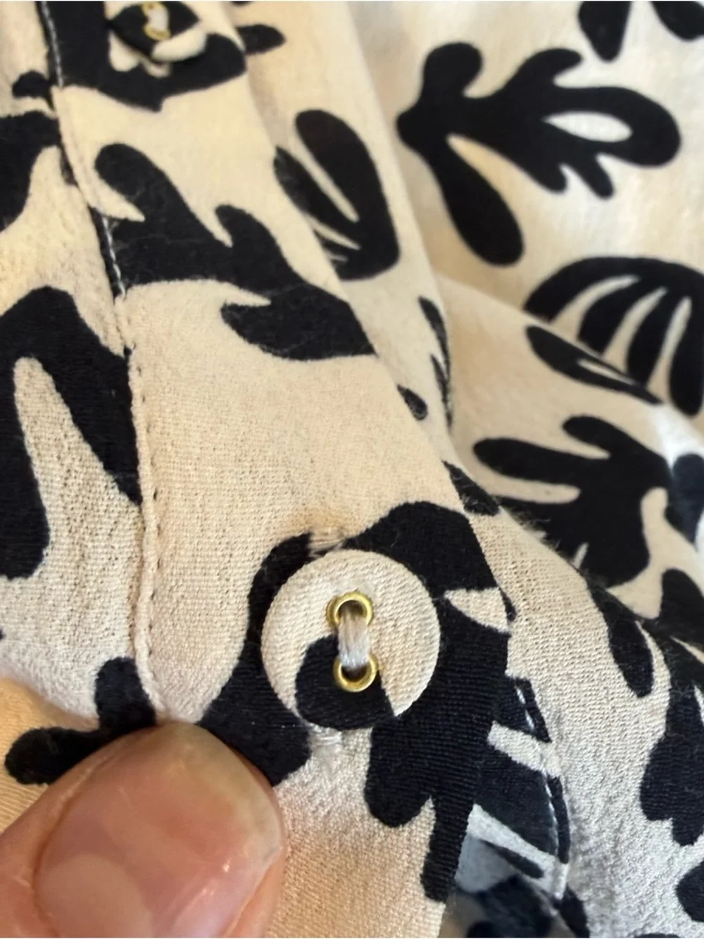 DISSH Black & White Button-Down Shirt - Picture 5 of 7